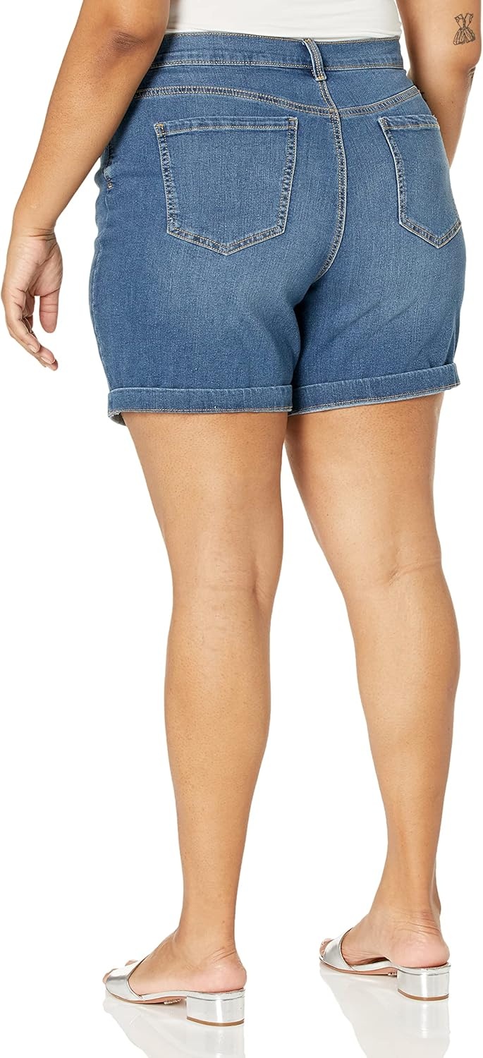 image:imageGloria Vanderbilt Womens Amanda Basic Jean ShortShortsHaymands