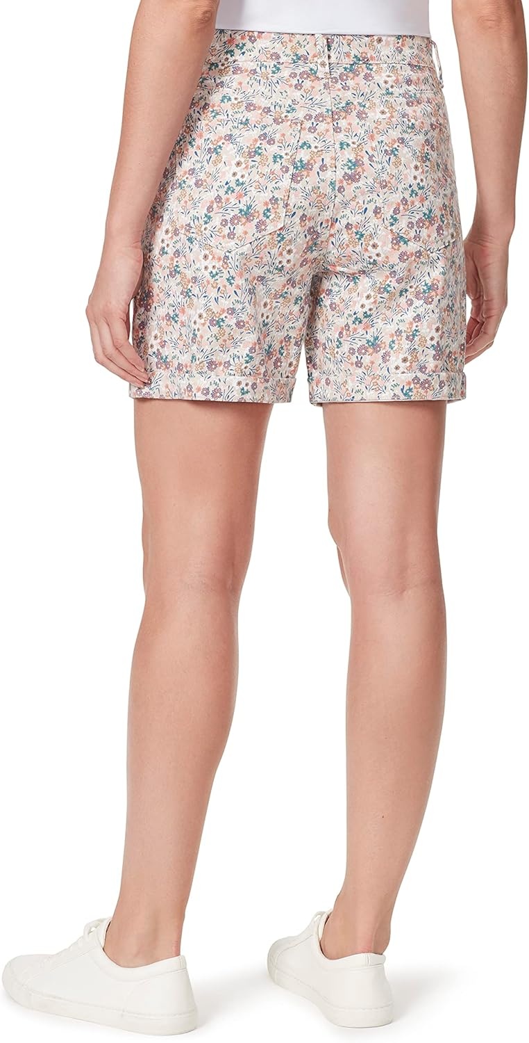 image:imageGloria Vanderbilt Womens Amanda Basic Jean ShortShortsStonewood Wild Flowers