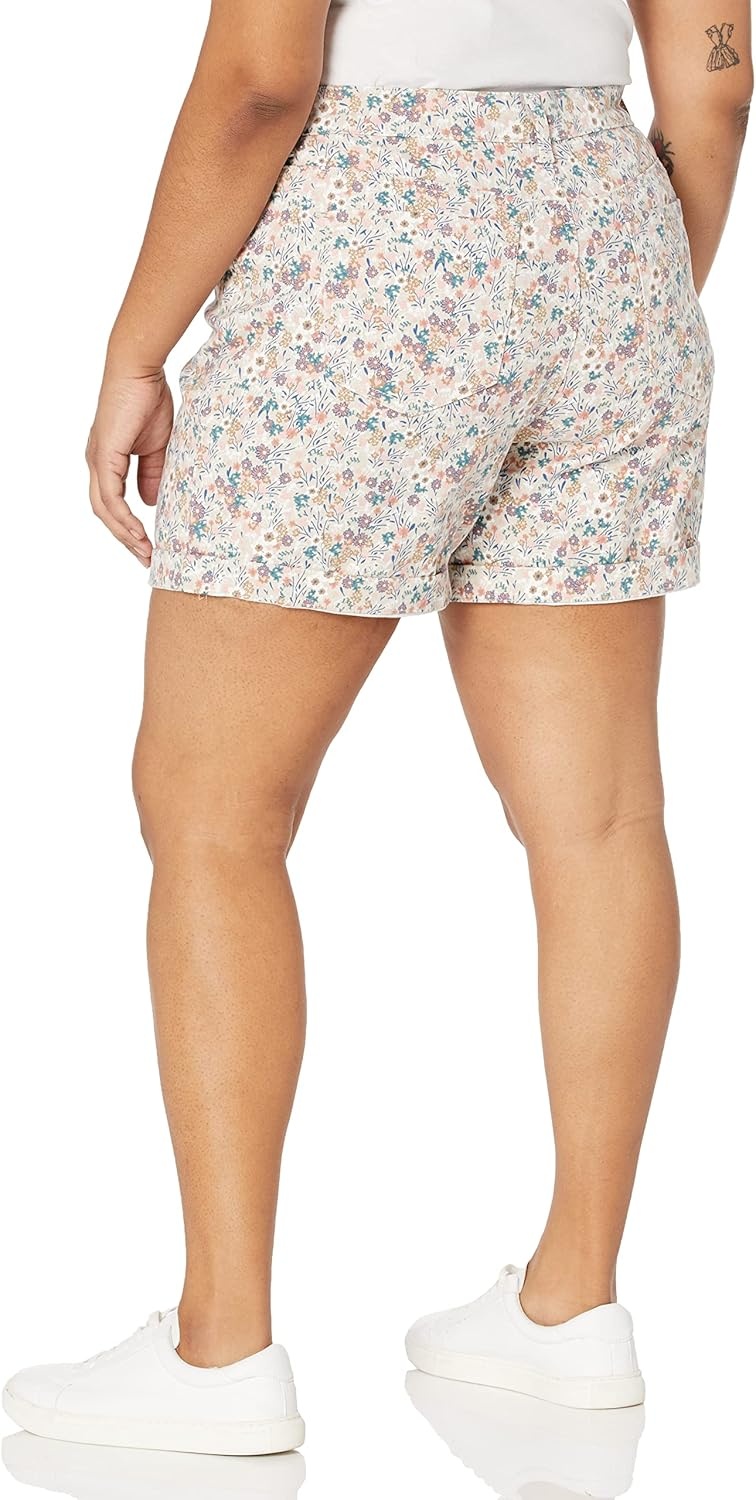 image:imageGloria Vanderbilt Womens Amanda Basic Jean ShortShortsStonewood Wild Flowers