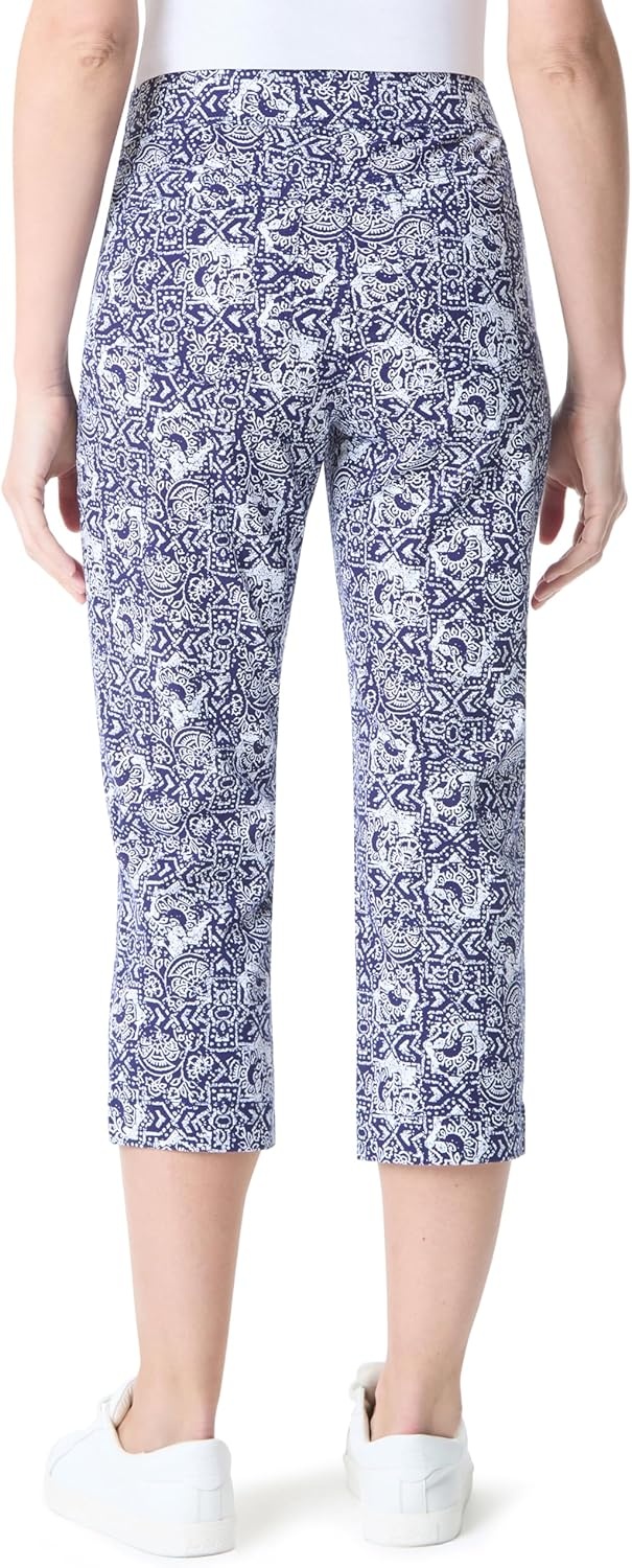 image:imageGloria Vanderbilt Womens Amanda Pull on Capri StandardNaval Blue Polynesian Nights