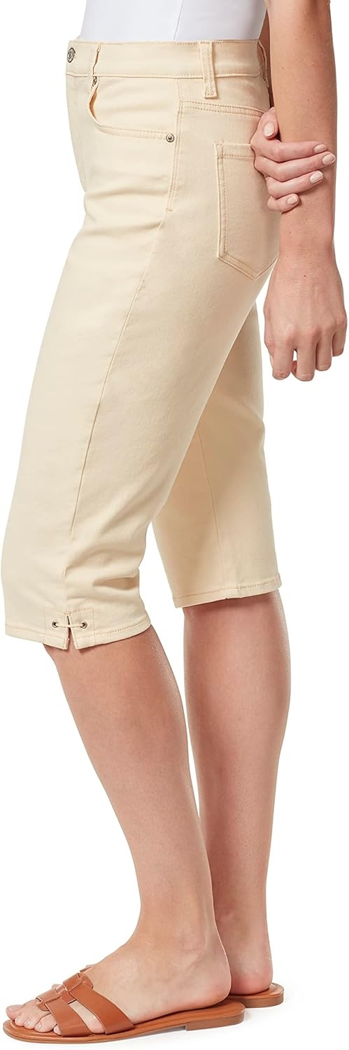 image:imageGloria Vanderbilt Womens Amanda Capri JeansAlmond Cream