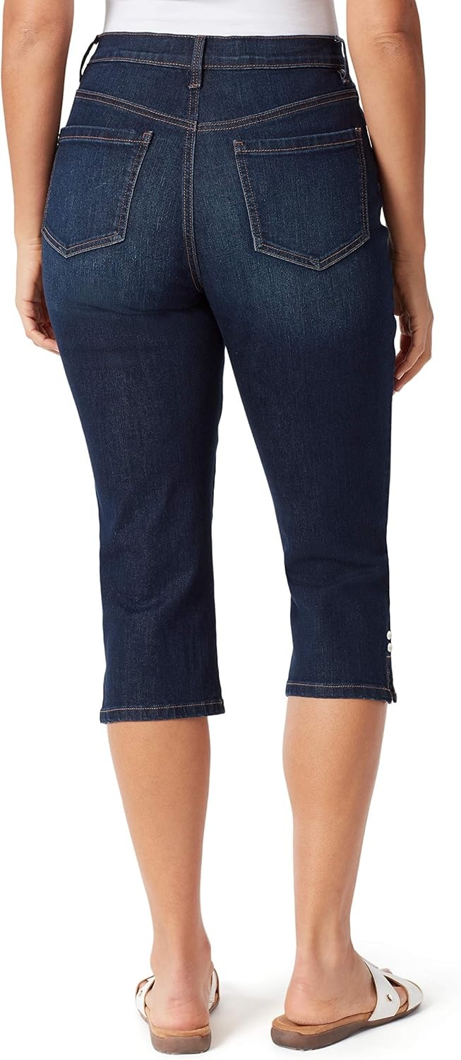 image:imageGloria Vanderbilt Womens Amanda Capri JeansArlingtonds