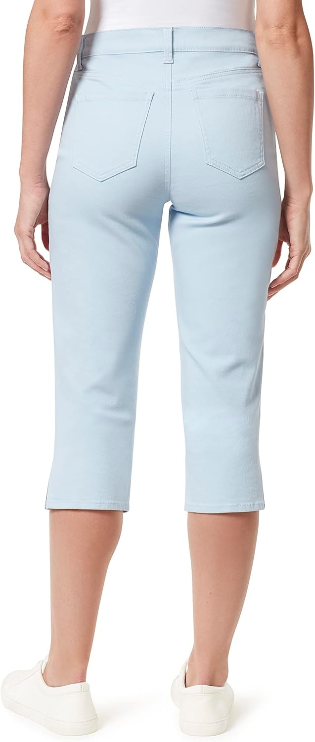 image:imageGloria Vanderbilt Womens Amanda Capri JeansBlue Breezeds