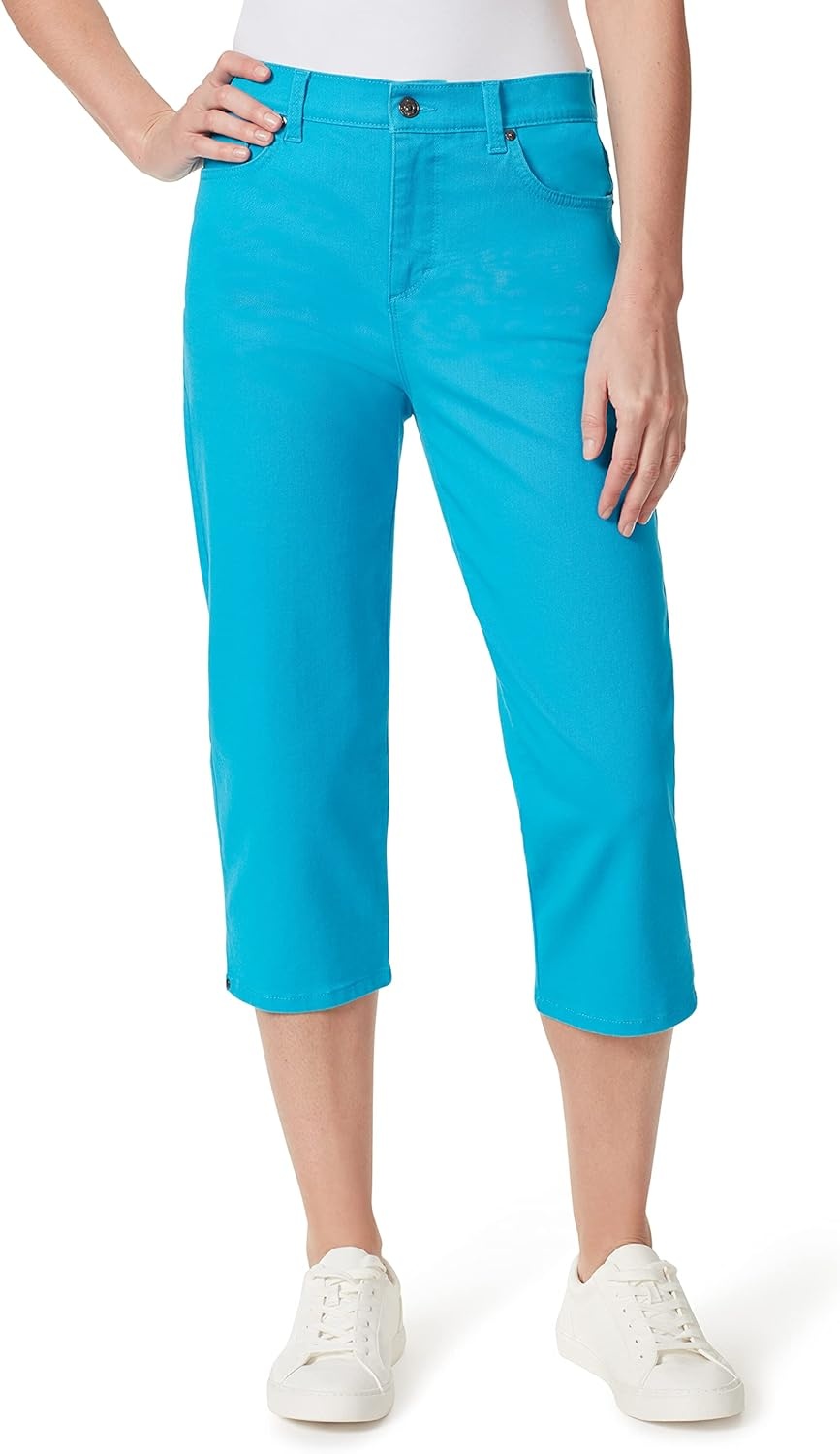 image:imageGloria Vanderbilt Womens Amanda Capri JeansIsland Cove Rivets