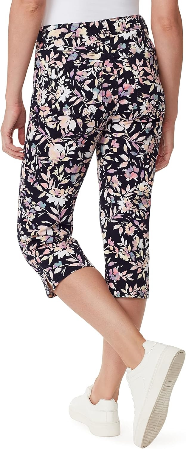 image:imageGloria Vanderbilt Womens Amanda Capri JeansMidnight Affair Bahia Florads