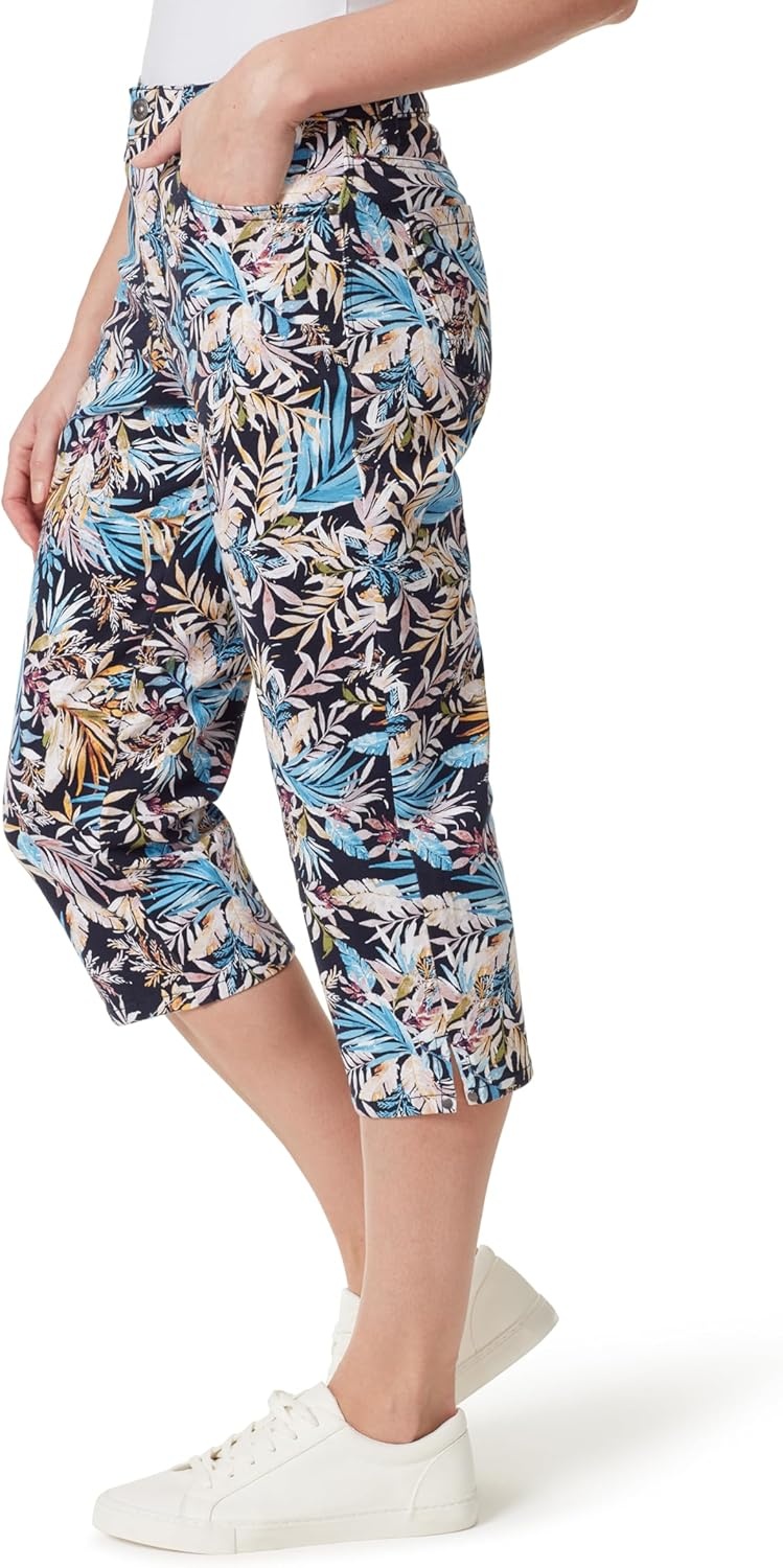 image:imageGloria Vanderbilt Womens Amanda Capri JeansMidnight Affair Tropical Dance Rivets