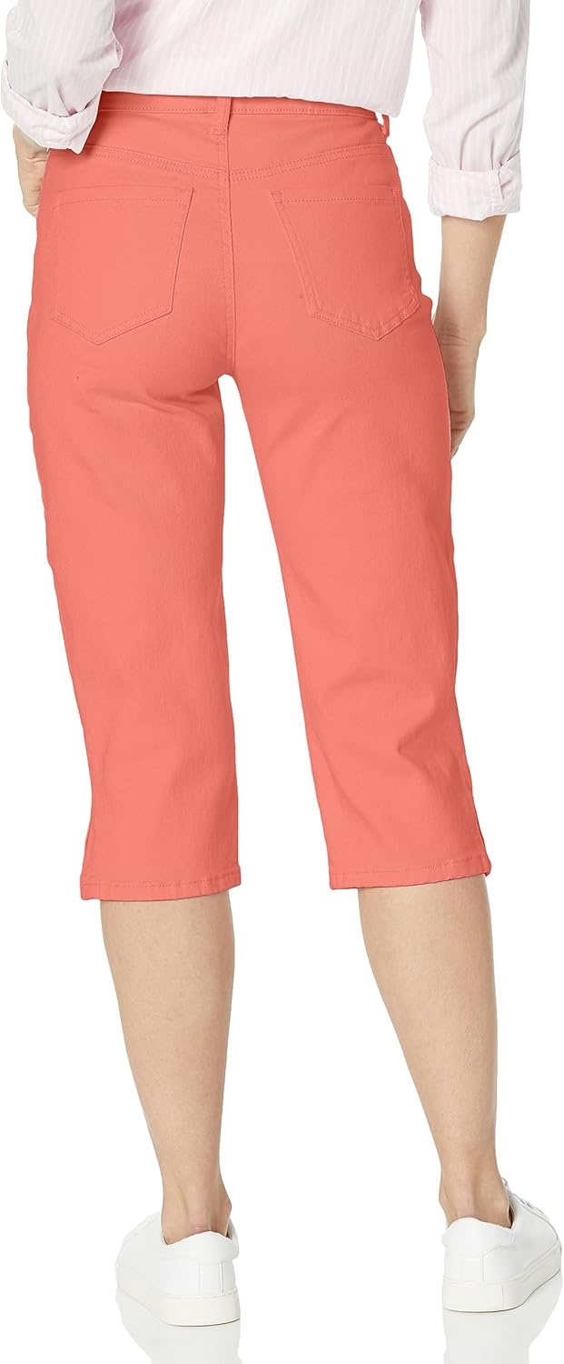 image:imageGloria Vanderbilt Womens Amanda Capri JeansPeach Orchard