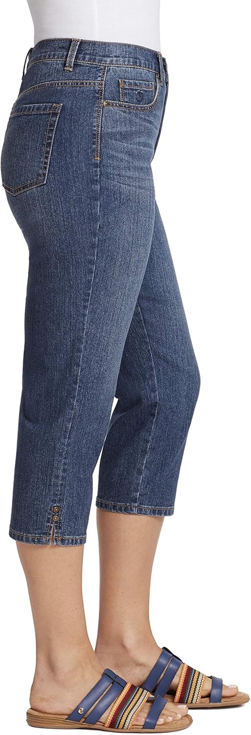 image:imageGloria Vanderbilt Womens Amanda Capri JeansPorter Whiskersds