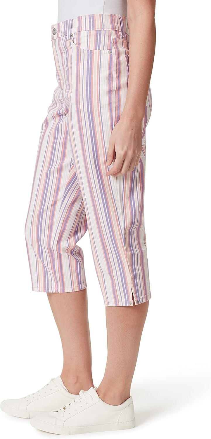 image:imageGloria Vanderbilt Womens Amanda Capri JeansRibbon Pink Screen Stripeds