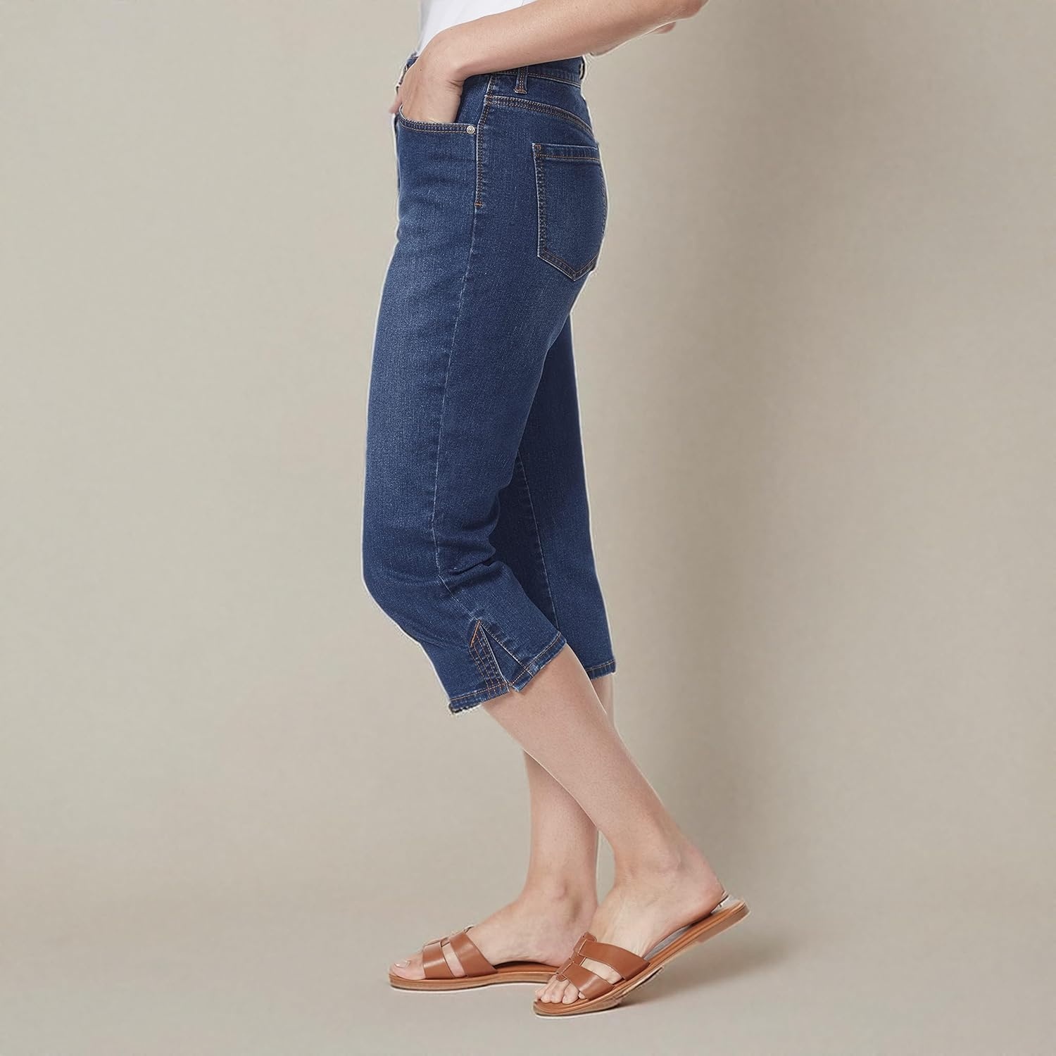 image:imageGloria Vanderbilt Womens Amanda Capri JeansSisimiutds