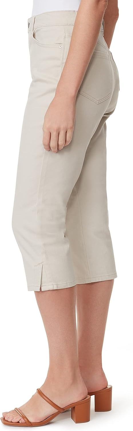image:imageGloria Vanderbilt Womens Amanda Capri JeansStonewood