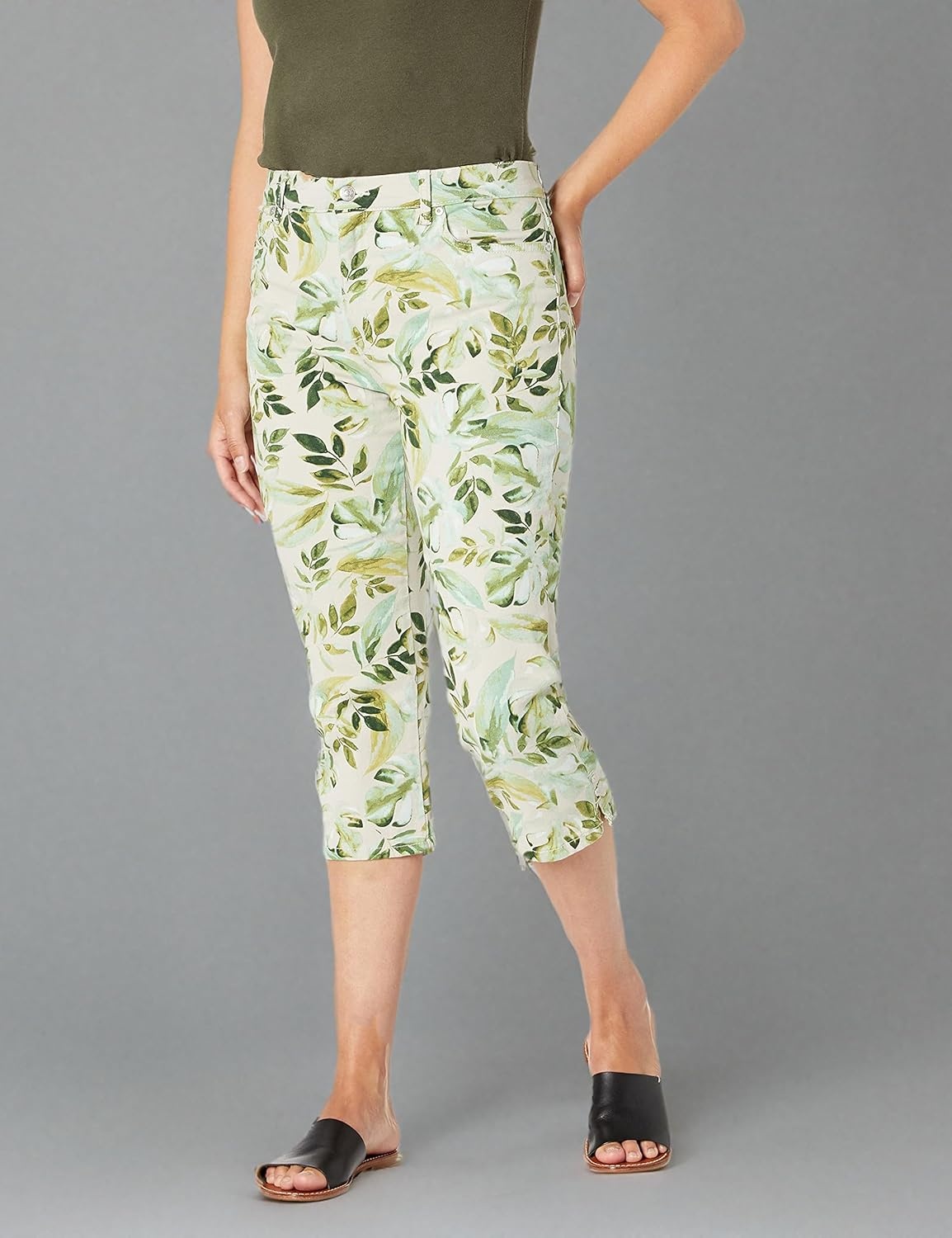 image:imageGloria Vanderbilt Womens Amanda Capri JeansStonewood Palm Jungleds