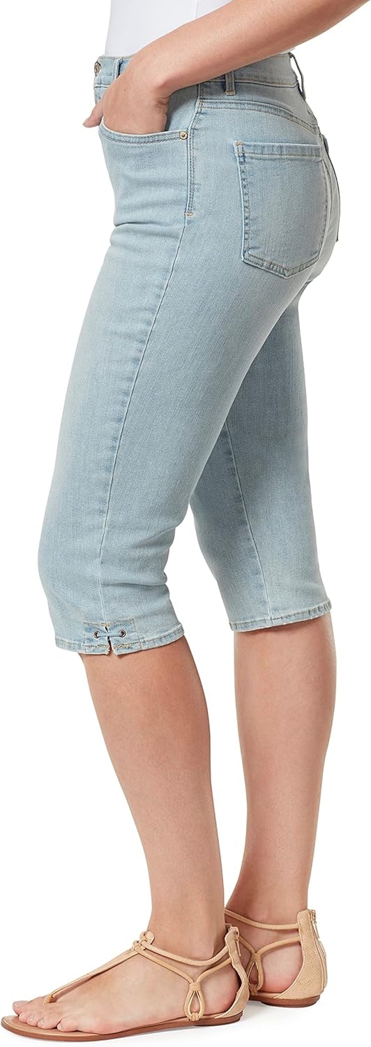 image:imageGloria Vanderbilt Womens Amanda Capri JeansTidepool