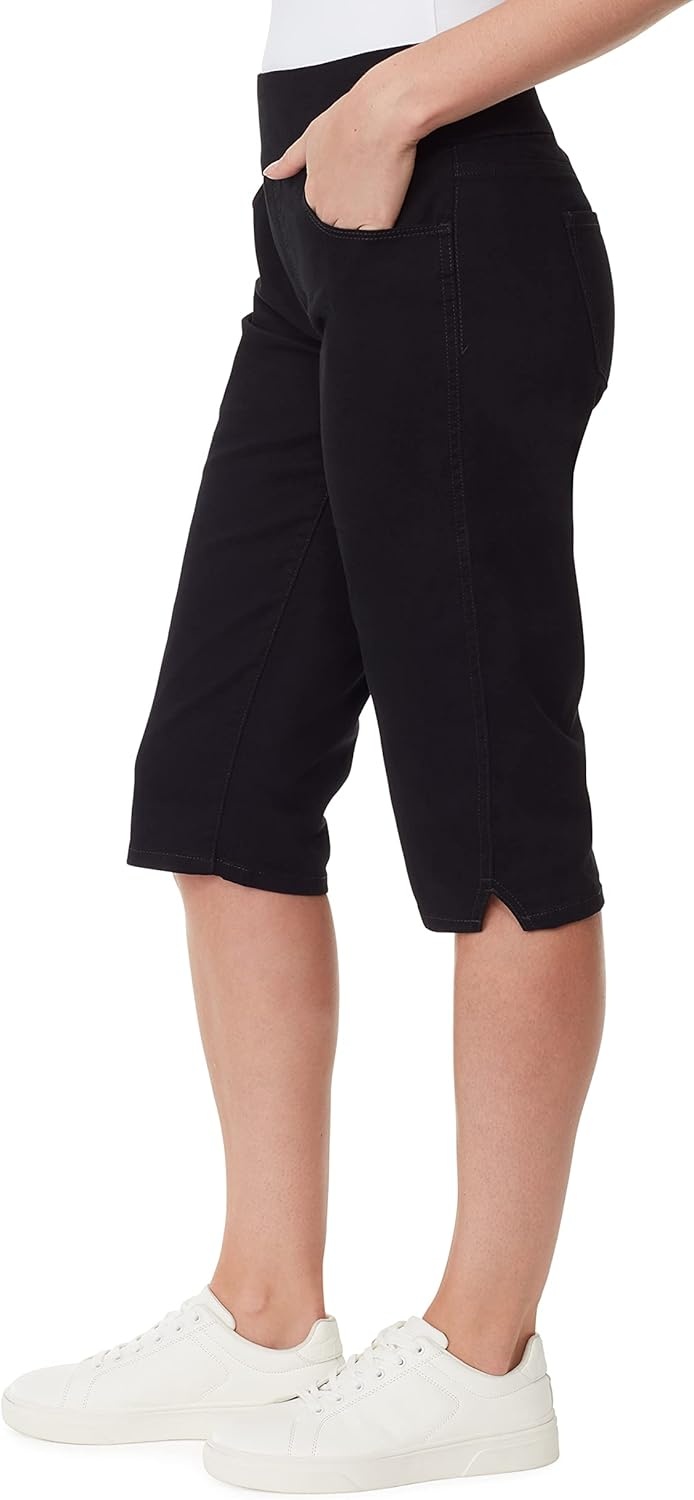 image:imageGloria Vanderbilt Womens Amanda Pull on Skimmer Short RegularBlack