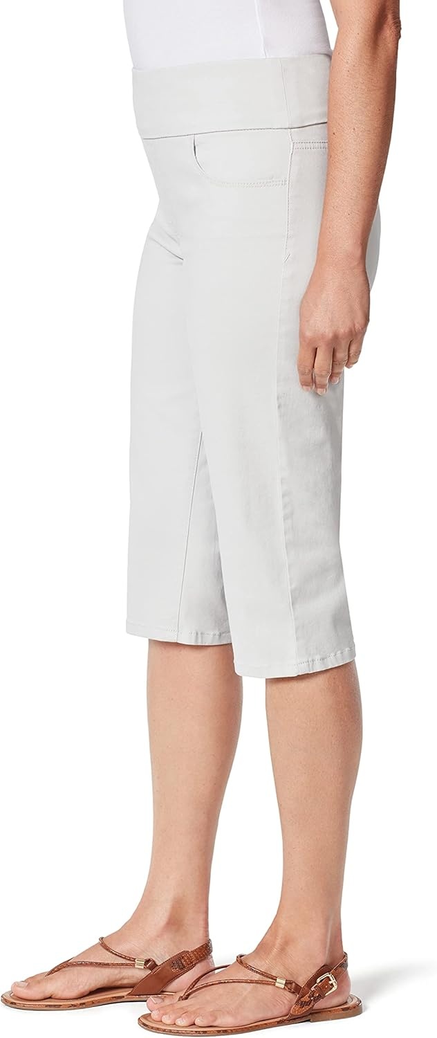 image:imageGloria Vanderbilt Womens Amanda Pull on Skimmer Short RegularDove Grey