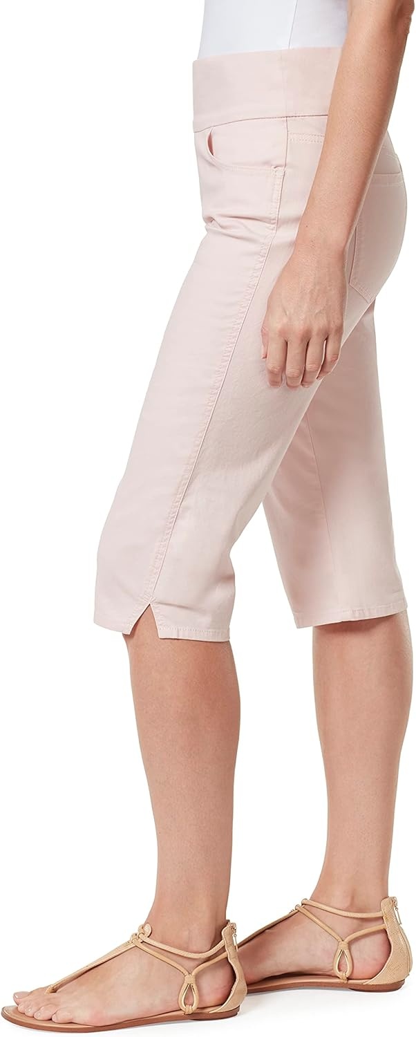 image:imageGloria Vanderbilt Womens Amanda Pull on Skimmer Short RegularRosy Pink