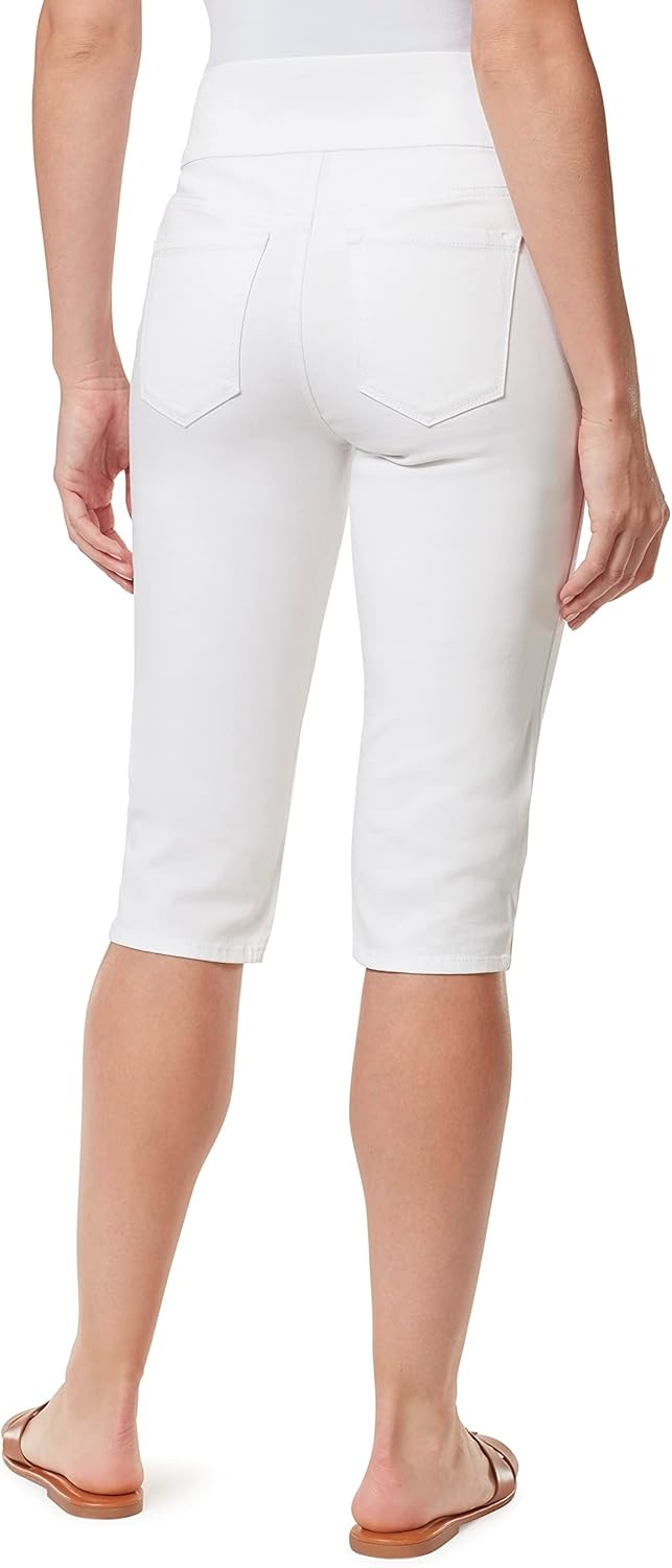 image:imageGloria Vanderbilt Womens Amanda Pull on Skimmer Short RegularVintage White