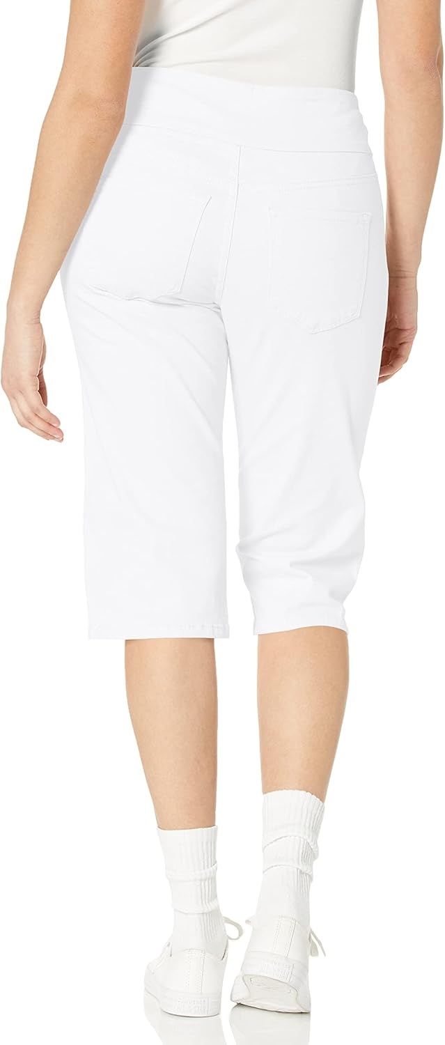 image:imageGloria Vanderbilt Womens Amanda Pull on Skimmer Short RegularVintage White
