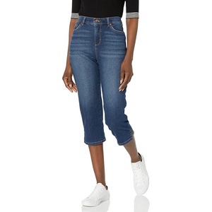 image:imageGloria Vanderbilt Womens Amanda Capri JeansKalahari  Rivetsds