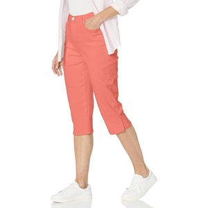 image:imageGloria Vanderbilt Womens Amanda Capri JeansPeach Orchard