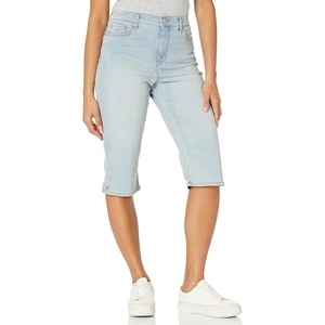 image:imageGloria Vanderbilt Womens Amanda Capri JeansTidepool