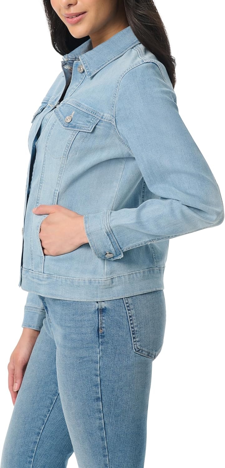 image:imageGloria Vanderbilt Womens Amanda Denim Jean Jacket StandardAppleton