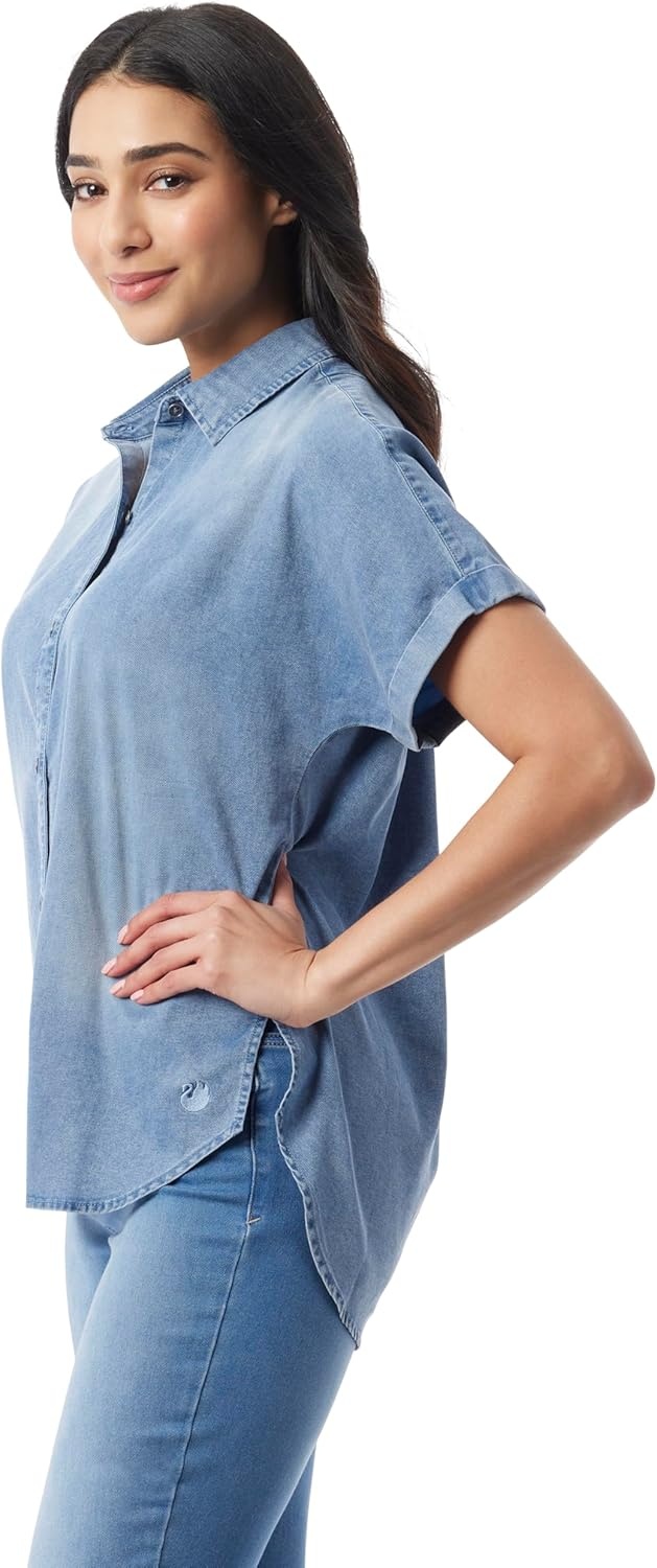 image:imageGloria Vanderbilt Womens Daisy Short Sleeve HighLow Button Down Shirt StandardBora Bora