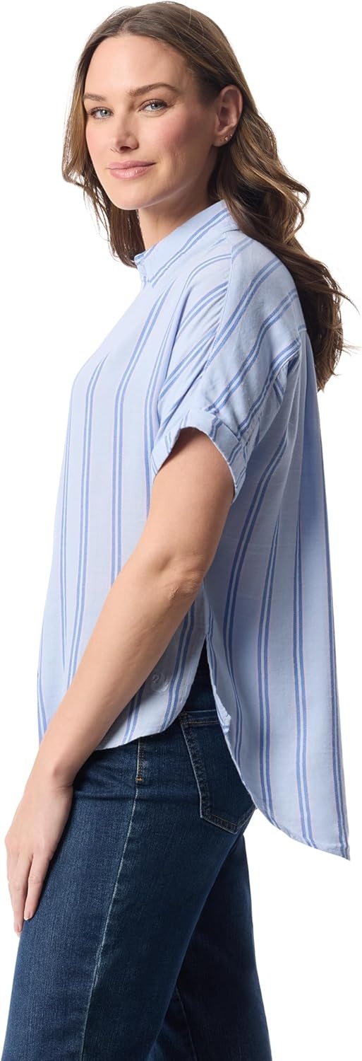 image:imageGloria Vanderbilt Womens Daisy Short Sleeve HighLow Button Down Shirt StandardDreamy Blue Metropolitan Stripe