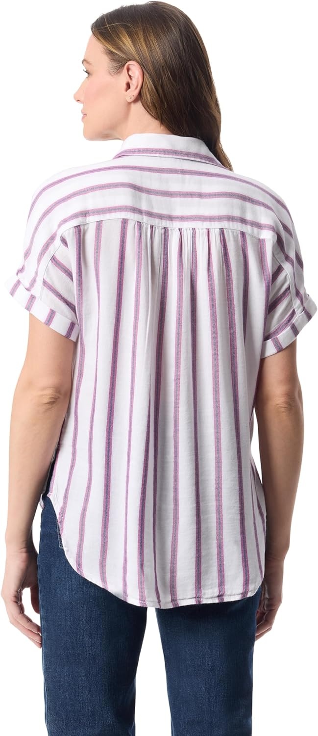 image:imageGloria Vanderbilt Womens Daisy Short Sleeve HighLow Button Down Shirt StandardVintage White Metropolitan Stripe