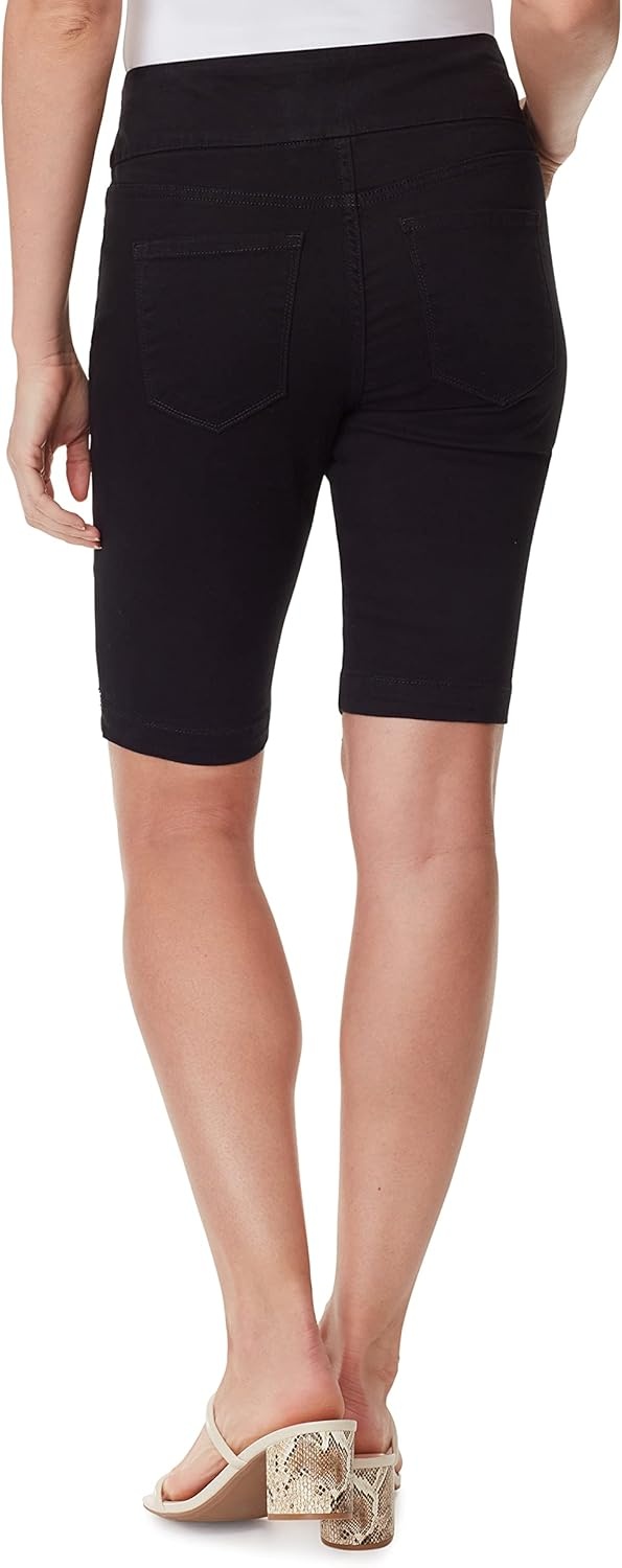 image:imageGloria Vanderbilt Womens Amanda Pull on CapriBlackds