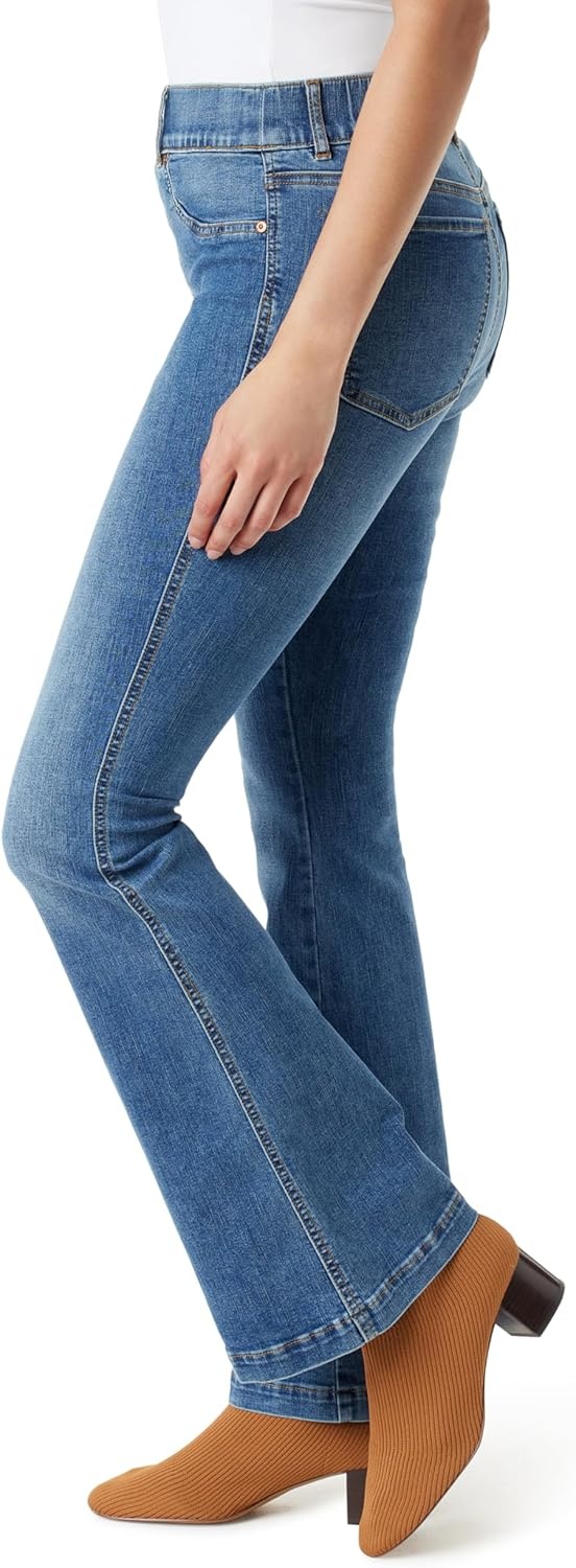 image:imageGloria Vanderbilt Womens Shape Effect Pull on High Rise Straight Leg Jean StandardCastle Point