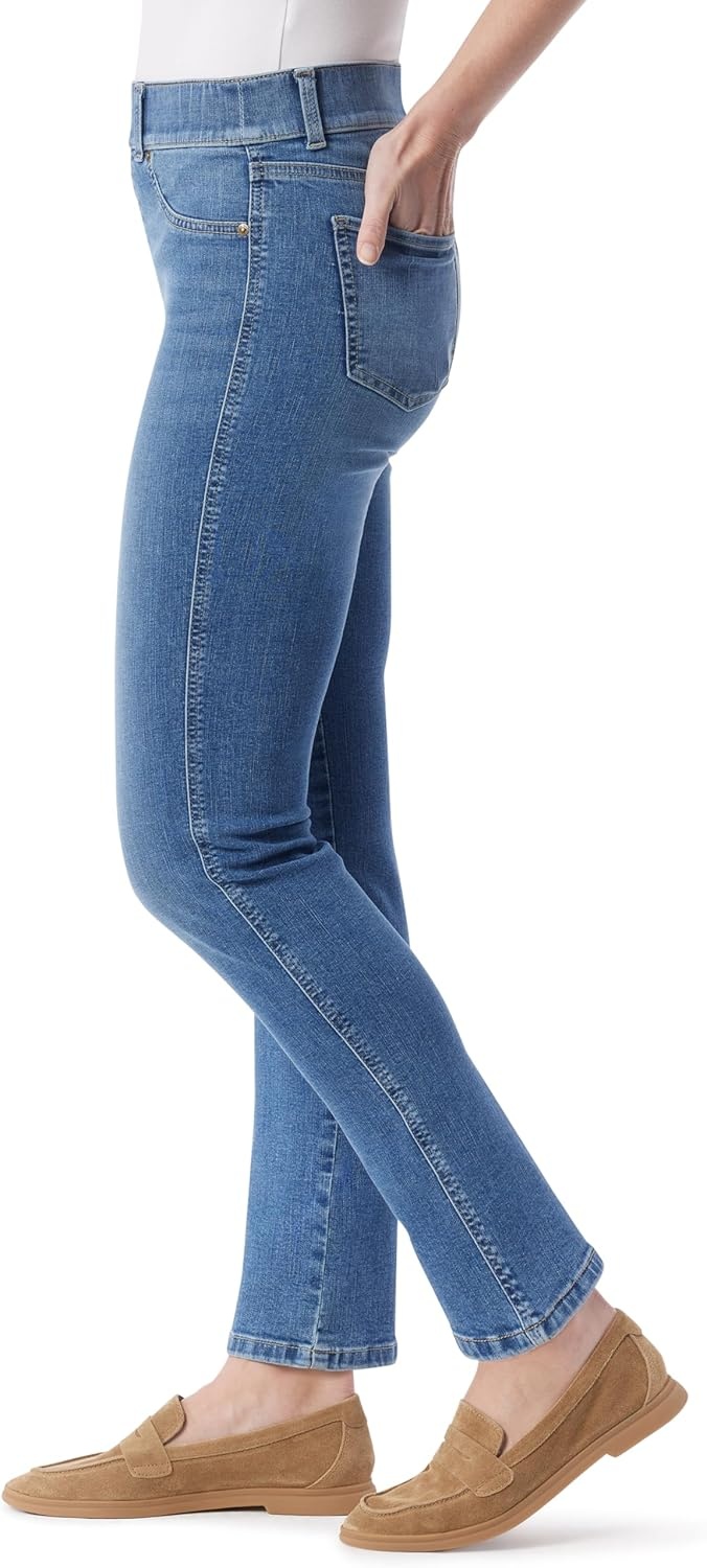 image:imageGloria Vanderbilt Womens Shape Effect Pull on High Rise Straight Leg Jean StandardEastwood Whiskers