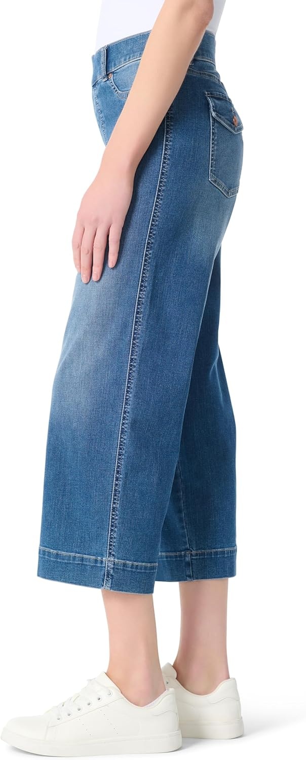 image:imageGloria Vanderbilt Womens Shape Effect Pull on High Rise Wide Leg Crop StandardEllsworth