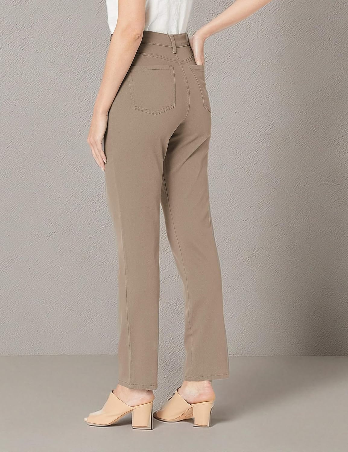 image:imageGloria Vanderbilt Womens Classic Tapered Amanda JeansHazelnut