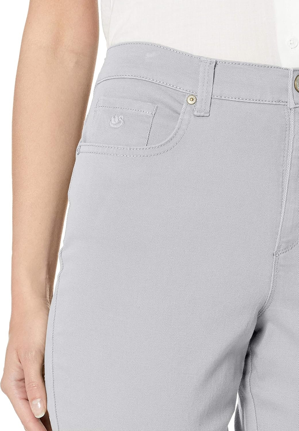 image:imageGloria Vanderbilt Womens Classic Tapered Amanda JeansSilverlight