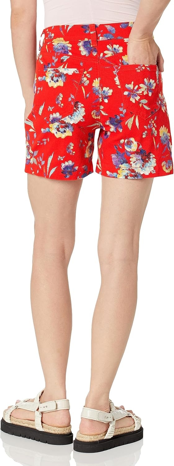 image:imageGloria Vanderbilt Womens Amanda Basic Jean Short RegularRed Spark Summer Garden