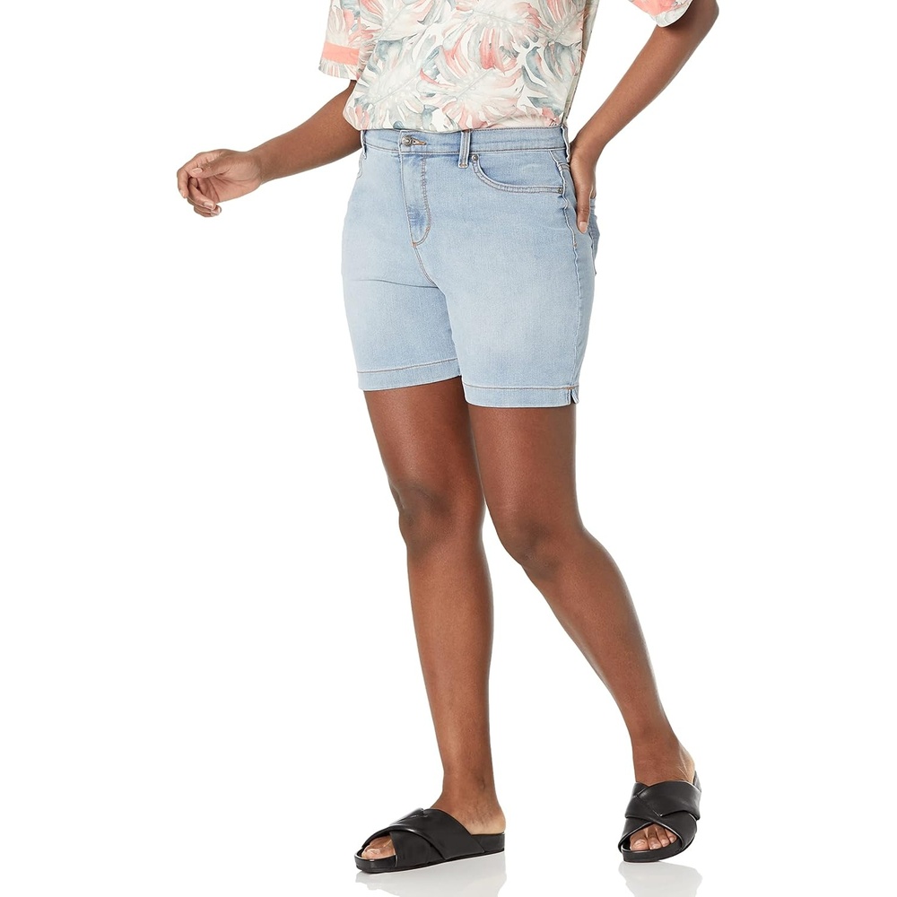 image:imageGloria Vanderbilt Womens Amanda Basic Jean Short RegularSanibelds