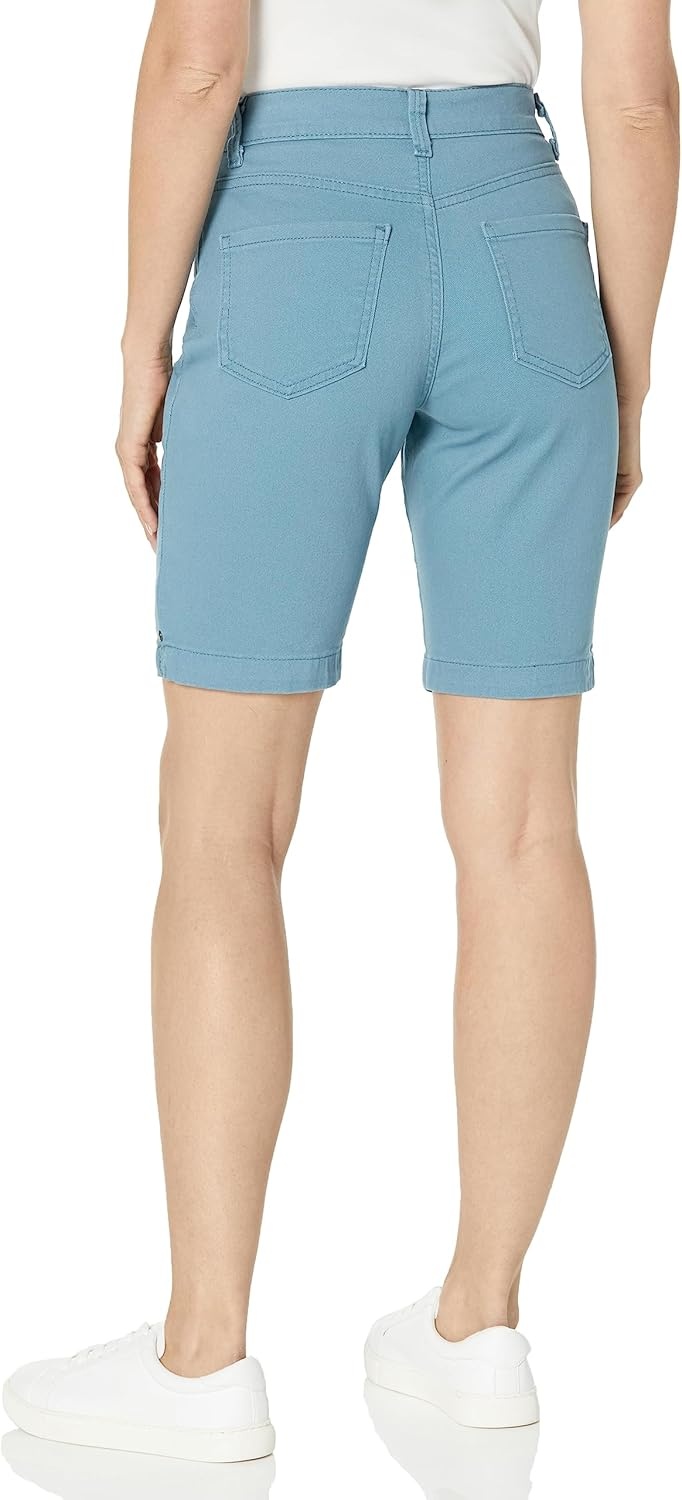 image:imageGloria Vanderbilt Womens Amanda Bermuda ShortLakesideds