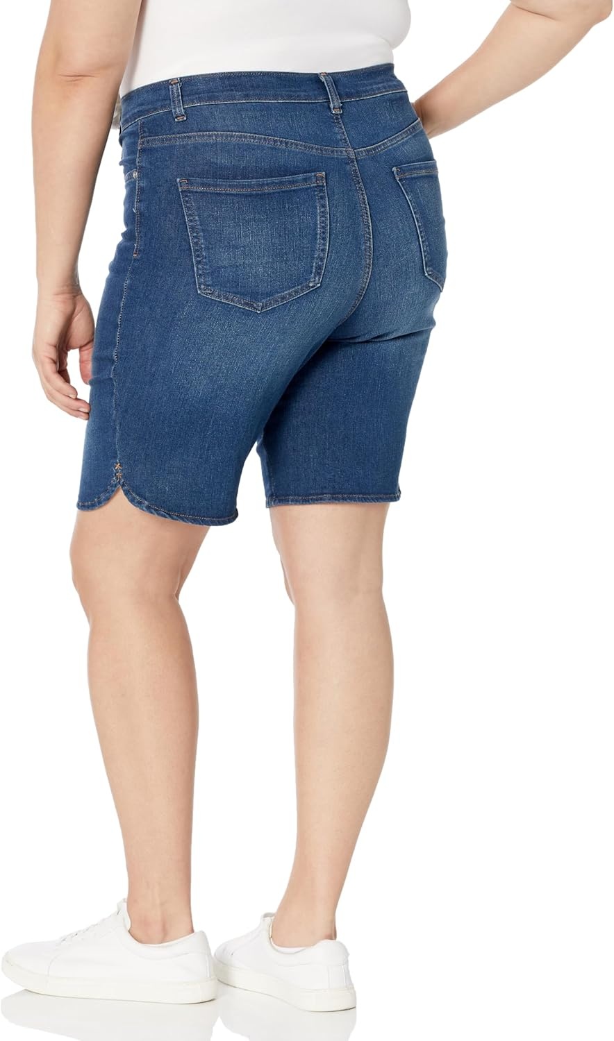 image:imageGloria Vanderbilt Womens Amanda Bermuda ShortSisimiutds