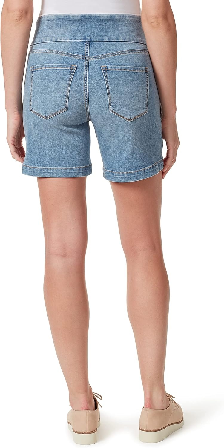 image:imageGloria Vanderbilt Womens Amanda High Rise Pull on Short StandardMadagascar